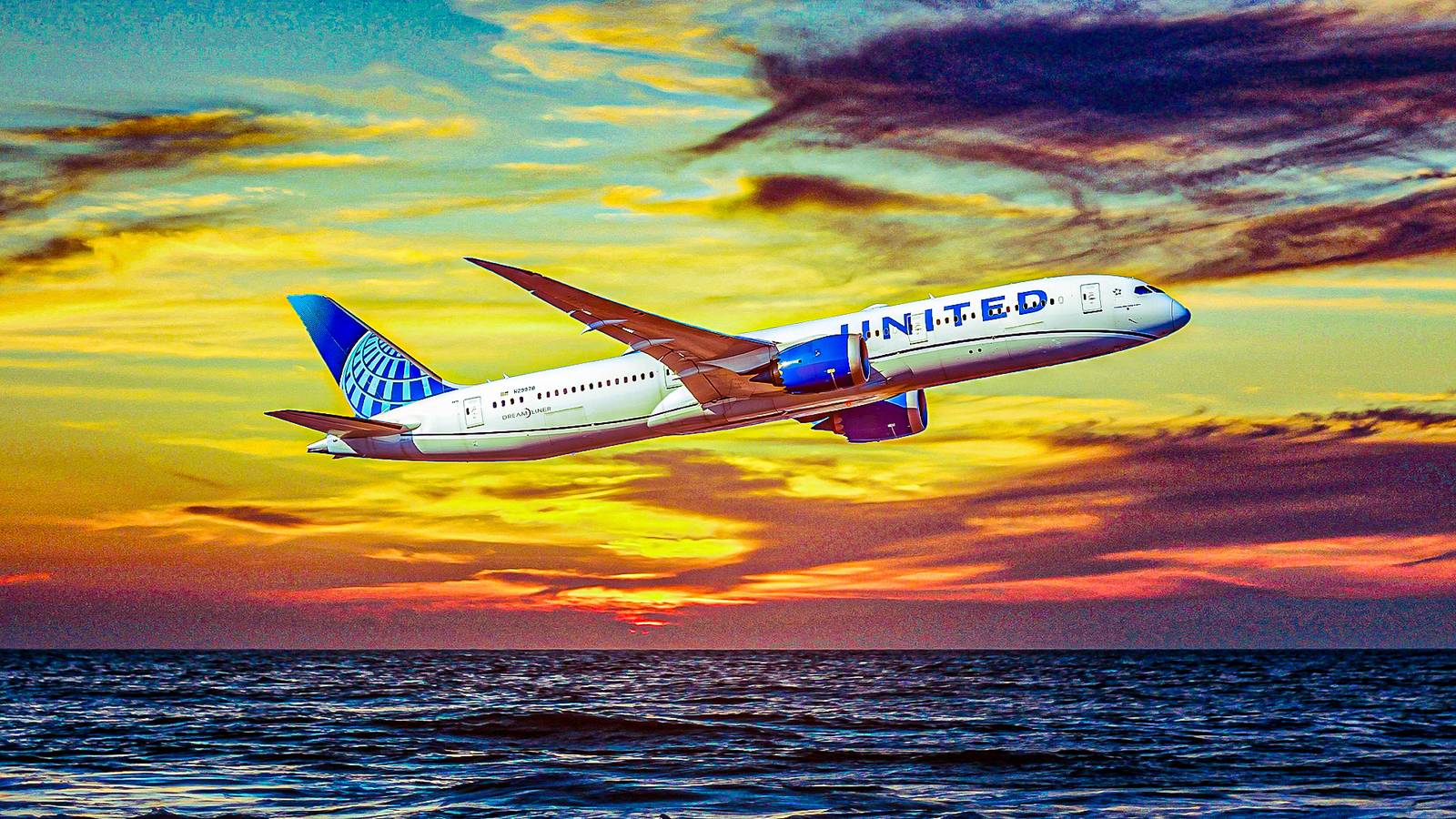 United Airlines Elevates Premium Strategy with Enhanced 787-9 Fleet and Activated Polaris Suite Doors