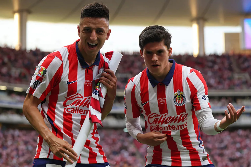 Liga MX Apertura 2026: Santos Laguna Faces Chivas Amidst Performance Pressures