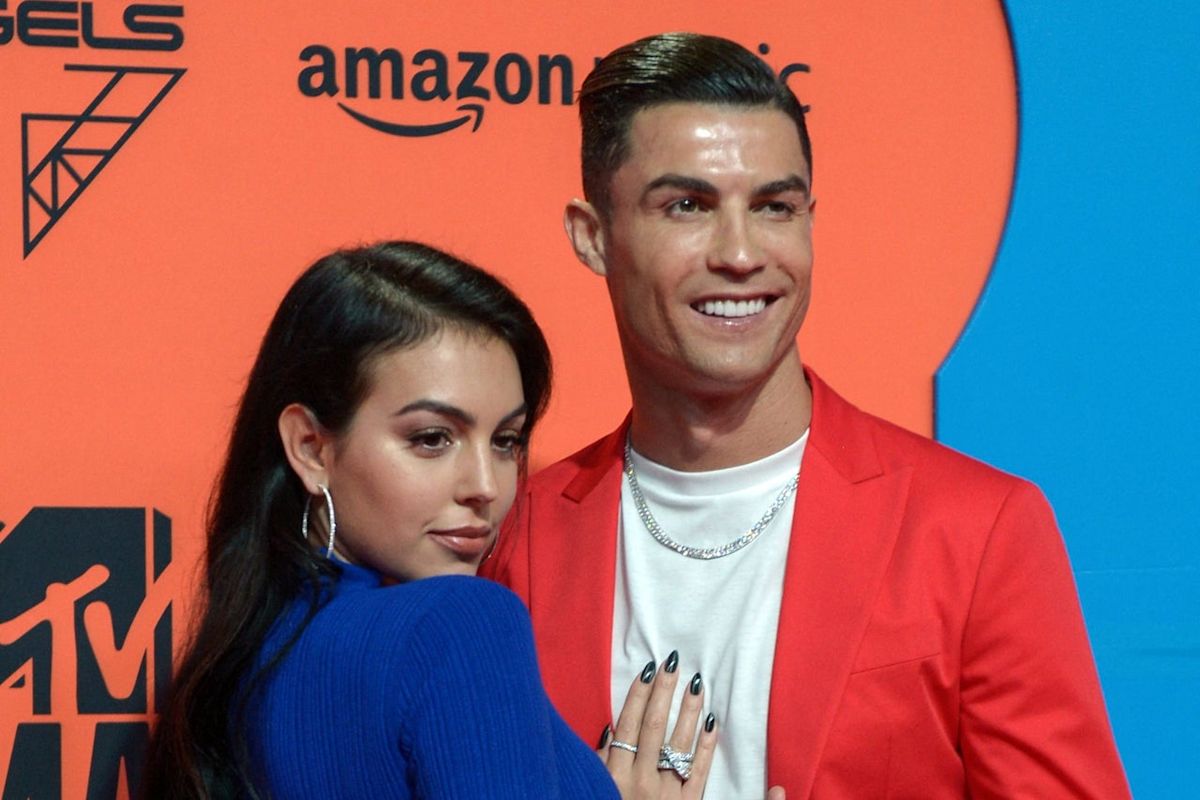 Cristiano Ronaldo Confirms Marriage to Georgina Rodríguez Amidst Club Season Preparations
