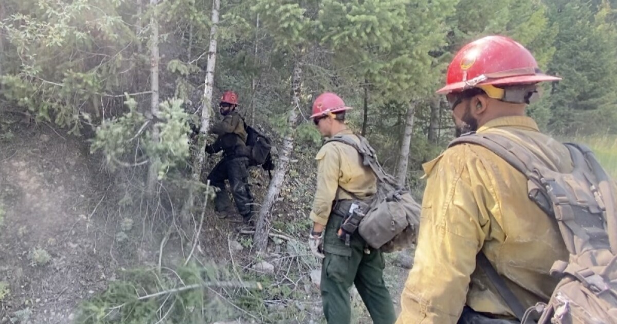 Sand Creek Fire: Critical Infrastructure Damage and Strategic Evacuations at Maverick Mountain