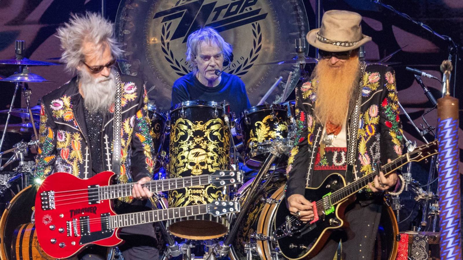 ZZ Top's Strategic Adaptation: Navigating Touring Continuity Amidst Drummer Frank Beard's Health Challenges