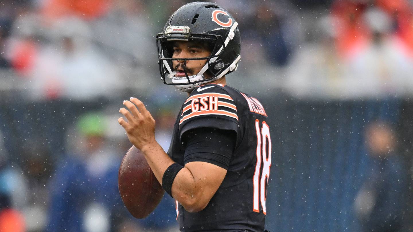 Bears QB Caleb Williams Exits Week 2 Game With Leg Injury