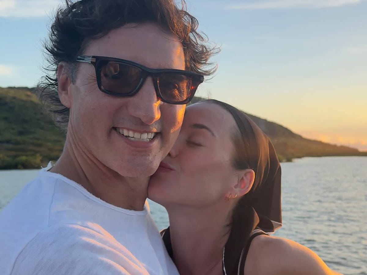 Katy Perry's Post-Split Strategic Narrative and Brand Positioning