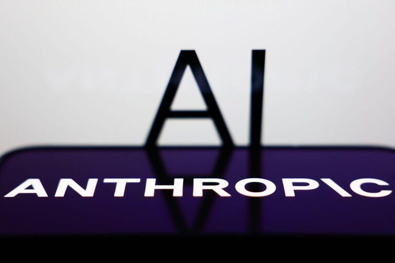 Anthropic Launches Claude Opus 5.5 With Lower Pricing and Improved Performance