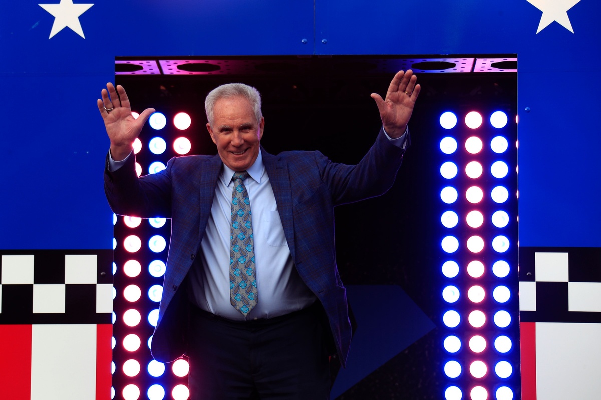 NASCAR Legend Darrell Waltrip Diagnosed with FTD, Stepping Away From Public Life