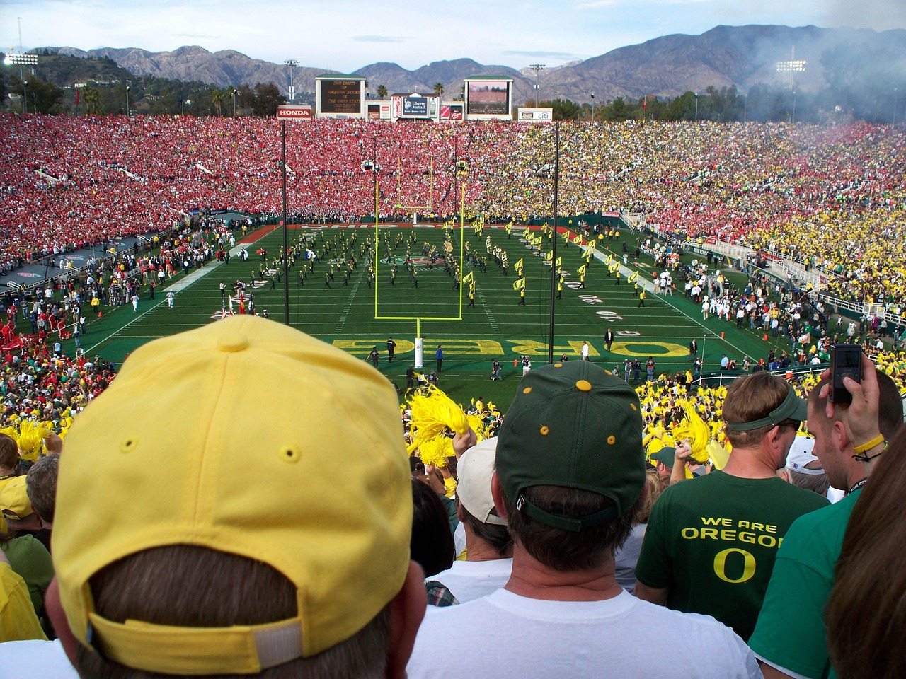 Strategic Asymmetry: No. 6 Oregon’s CFP Trajectory vs. Oklahoma State’s Portal-Driven Volatility