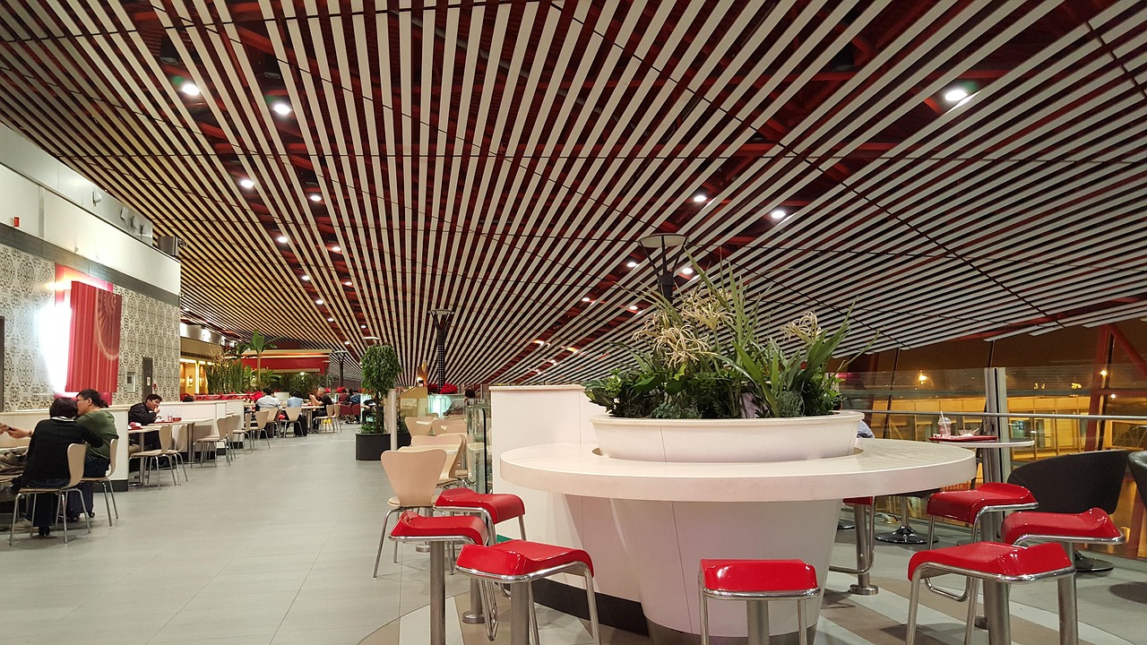 Cheeseburger Day Promotions Reveal Fast-Food Digital Loyalty Strategies