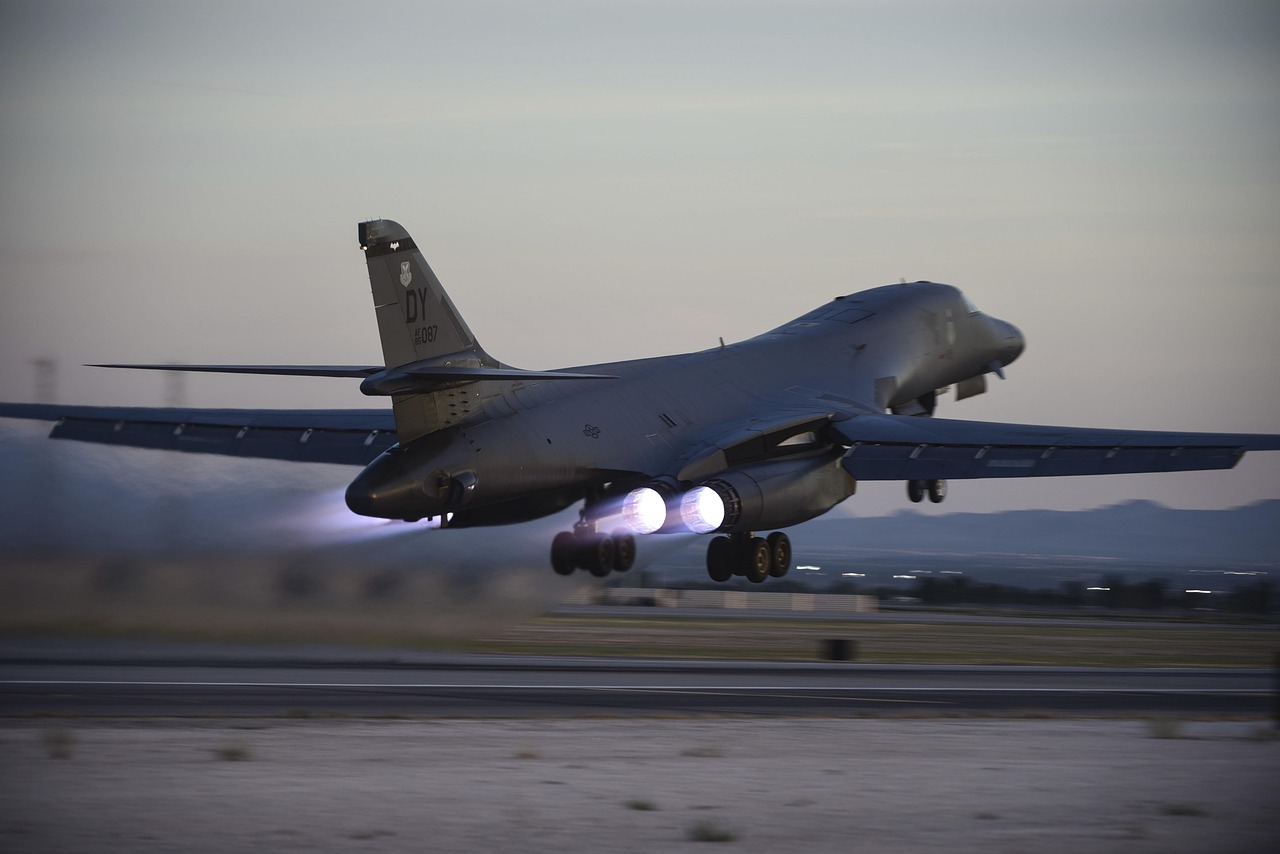 Operational Contingency at Joint Base Andrews: Technical Malfunction on Presidential Aircraft