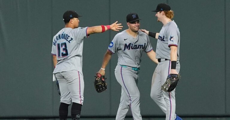 Cubs Host Marlins in Final Home Series with Postseason Berth on the Line
