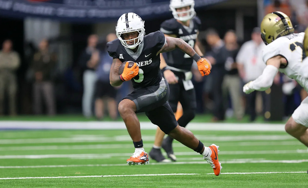 Texas State Faces UTSA in High-Stakes Regional College Football Clash