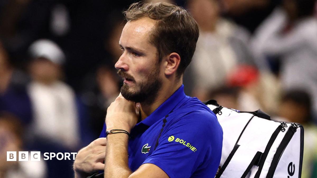 Daniil Medvedev Disqualified at China Open After Ball Strikes Spectator