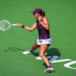 Wuhan Open: Swiatek Overcomes Early Deficit Against Frech to Secure 40th Win of Season