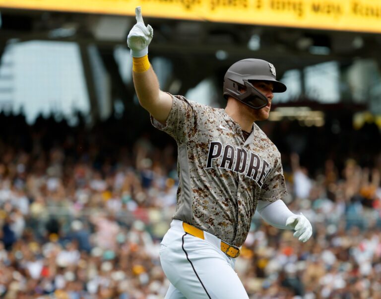Padres Swap Salas for Sheets at DH in Pivotal NLDS Game 2