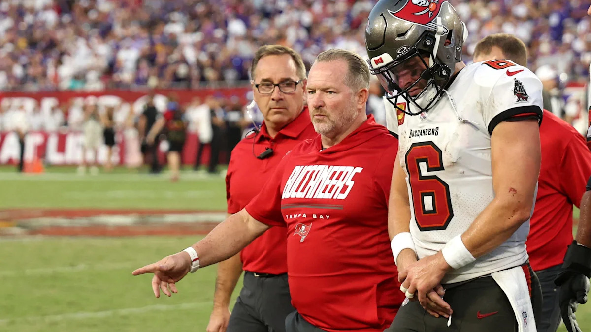 Mayfield's Thumb Injury Exposes Buccaneers' Season-Long Vulnerabilities