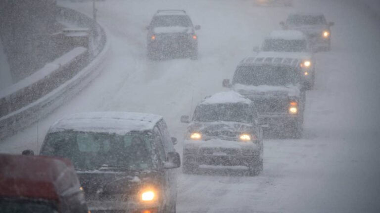 Alaska Winter Storm Warning: Critical Corridors Face Heavy Snowfall and Rapid Thermal Transitions